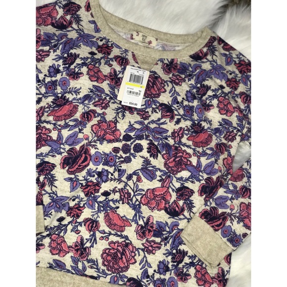 🆕 Hippie Rose Pullover - Picture 3 of 3